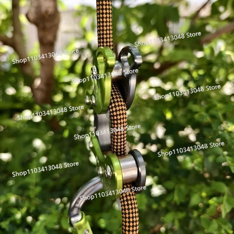 Outdoor Adventure With Kids - Eight Rings Climbing Tree Mechanical Grip