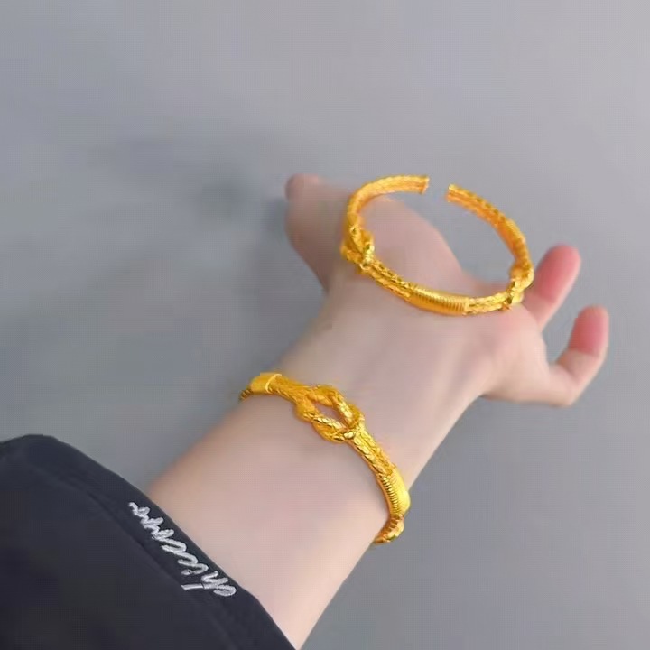 Women's 24K Gold AU999 Heracle - огляд і ціна Outdoor Adventure At